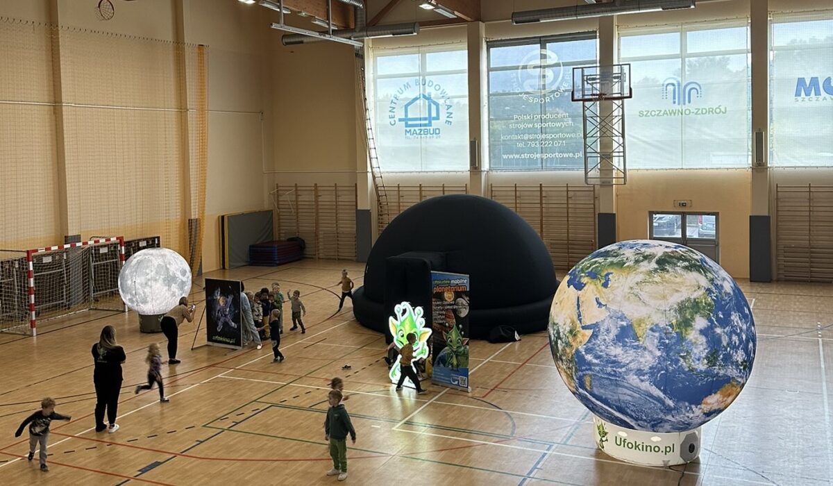 Ufoludek Mobilne Planetarium